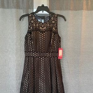 Vince Camutp Sleeveless Lace Cocktail Dress